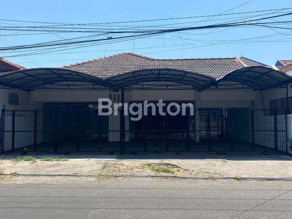 RUMAH USAHA DISEWAKAN  HARGA MURAH