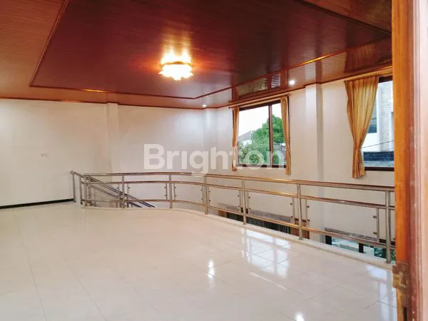 image RUMAH MEWAH 2 LANTAI DEKAT BANDARA JUANDA - LT 335M2 (5)