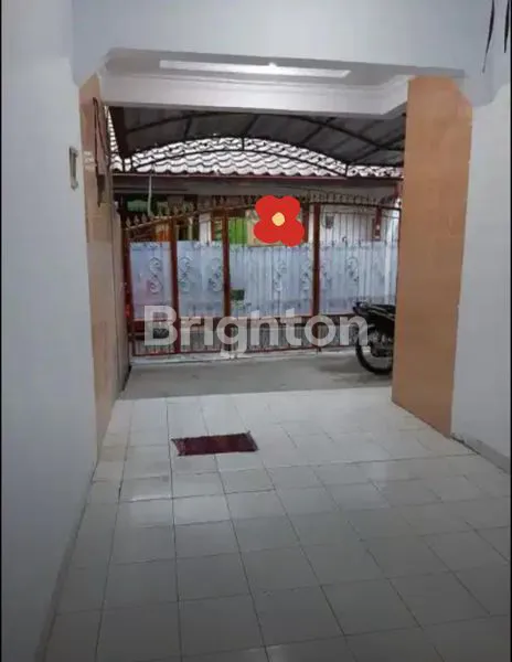 image RUMAH 2 LANTAI STRATEGIS DEKAT PGC & PASAR KRAMATJATI, CONDET (1)