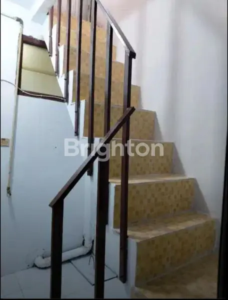 image RUMAH 2 LANTAI STRATEGIS DEKAT PGC & PASAR KRAMATJATI, CONDET (8)