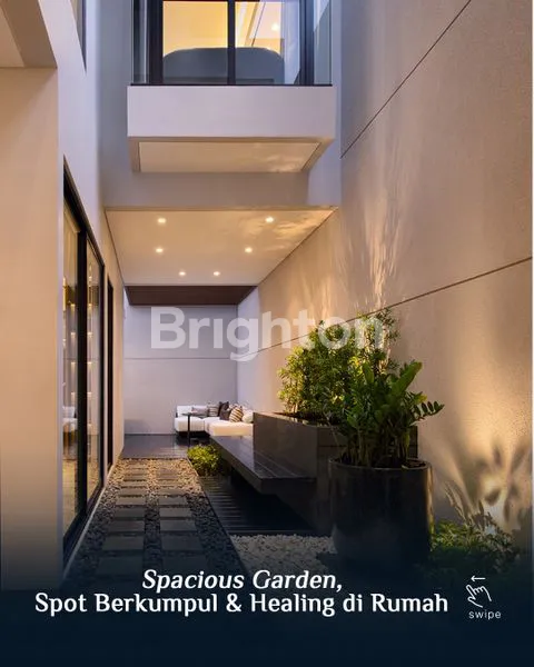 image RUMAH MEWAH 2 LANTAI PLUS POOL VIEW GOLF DI CITRALAND (2)