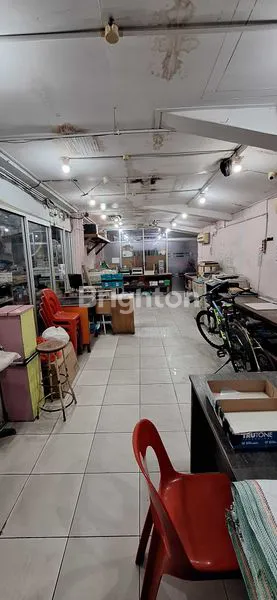 image RUKO 3 LANTAI FULL FURNISH DI JL. AHMAD DAHLAN SAMARINDA (4)