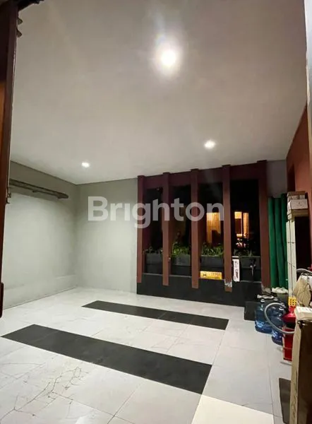image RUMAH MEGAH DAN MEWAH BANYUMANIK - SEMARANG  (3)