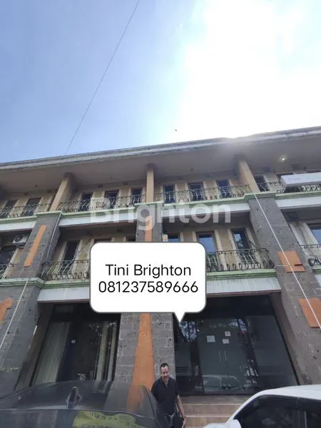 image DISEWAKAN RUKO 3 LANTAI COCOK UNTUK KANTOR LOKASI RENON (6)