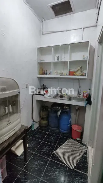 image RUMAH SIAP HUNI PLUS KIOS LOKASI STRATEGIS DI CIRACAS (4)