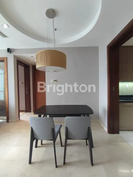 image JUAL SEWA APARTEMEN OAKWOOD PREMIER COZMO 2 BEDROOM FULL FURNISHED MEGA KUNINGAN JAKARTA SELATAN LOKASI STRATEGIS (2)