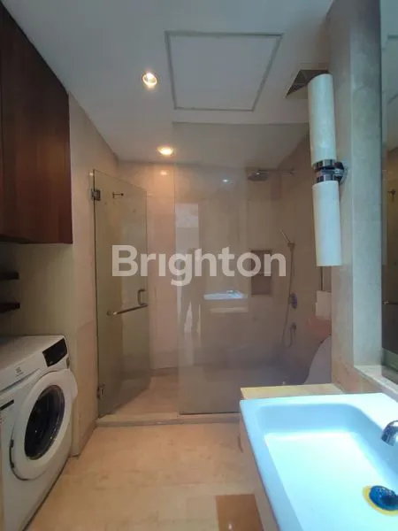 image JUAL SEWA APARTEMEN OAKWOOD PREMIER COZMO 2 BEDROOM FULL FURNISHED MEGA KUNINGAN JAKARTA SELATAN LOKASI STRATEGIS (7)