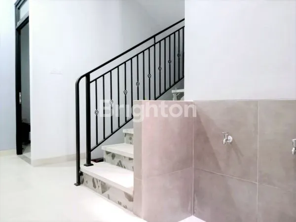 image RUANG USAHA/RUMAH KOMERSIL 4 LANTAI BARU SIAP PAKAI DI SAYAP RIAU BANDUNG (6)