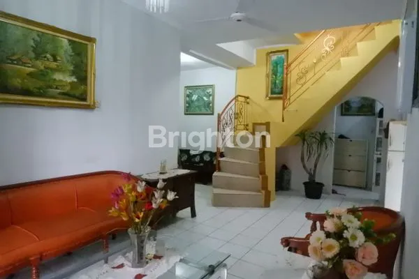 image RUMAH 2 LANTAI DI GALAXY BEKASI (6)