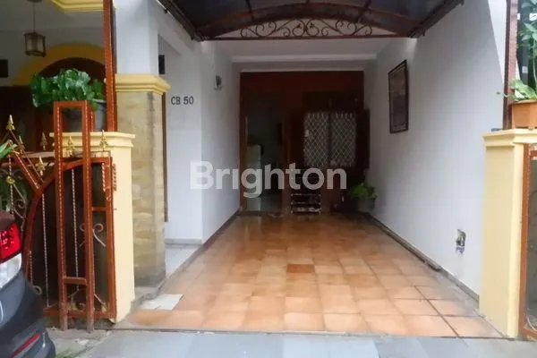 image RUMAH 2 LANTAI DI GALAXY BEKASI (4)