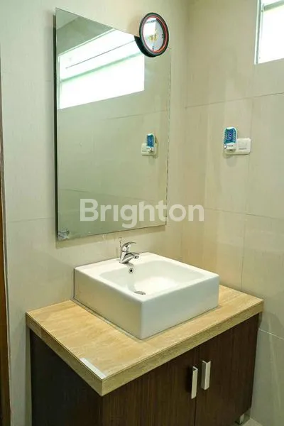 image RUMAH DUKUH KUPANG POSISI POJOK BANGUNAN BAGUS DAN KOKOH (8)