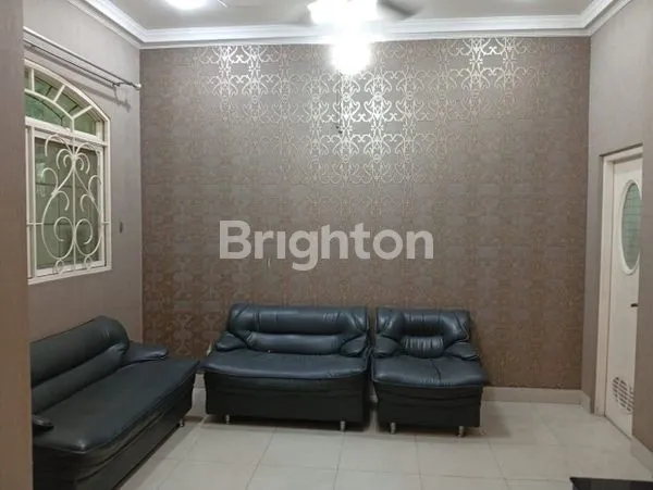 image RUMAH MEWAH, RAPIH DAN SIAP HUNI DI GADING SERPONG (2)