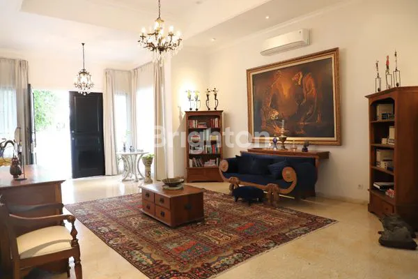 image RUMAH MEWAH 760M2 DI KEMANG - 5KT POOL PREMIUM LOCATION (3)