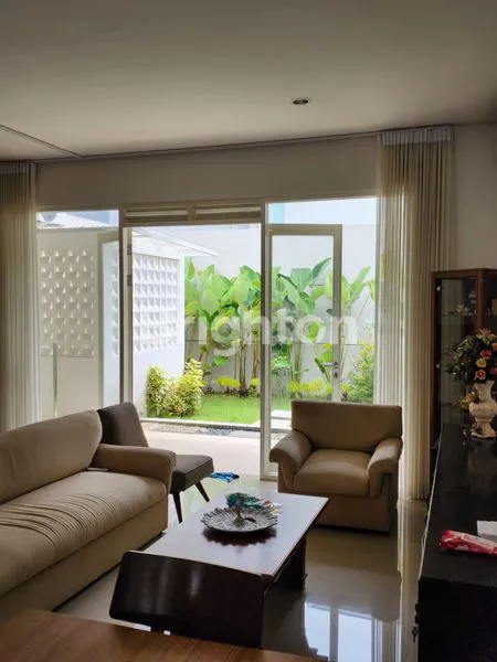 image RUMAH TERAWAT MINIMALIS SIAP HUNI DI GRAND HARVEST WIYUNG SURABAYA BARAT  (3)