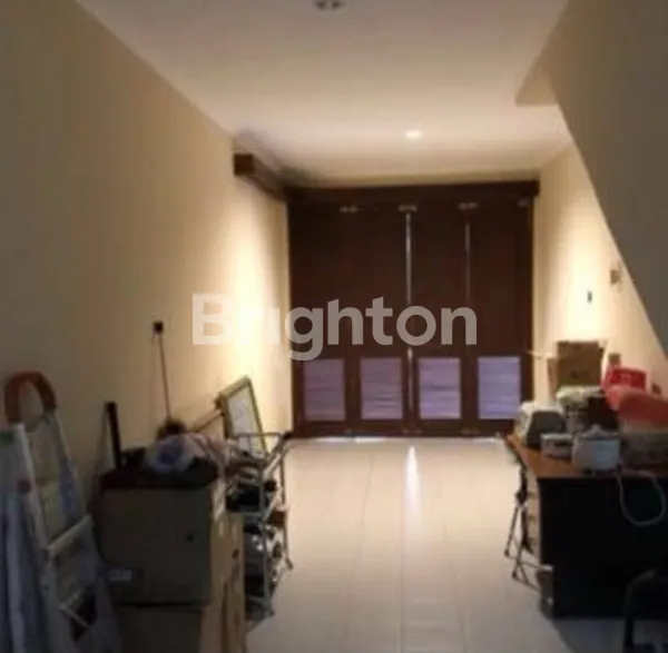 image RUMAH 2 LANTAI  TERAWAT DHARMAHUSADA REGENCY DI SURABAYA TIMUR DEKAT KERTAJAYA GALAXY MALL WISMA PERMAI (6)