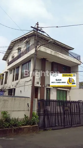 image RUMAH SIAP HUNI AREA CIPETE FATMAWATI JAKARTA SELATAN  (2)