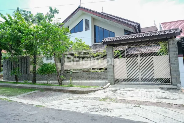 image  RUMAH DUKUH KUPANG DEKAT MAYJEN SUNGKONO,DEKAT CIPUTRA WORLD, DEKAT KAMPUS UWKS (1)