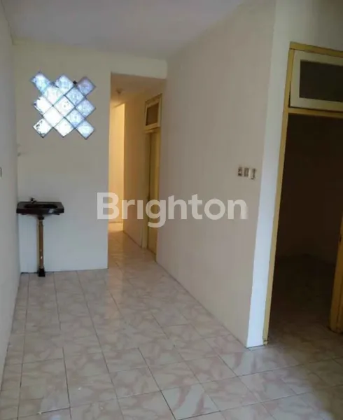 image  RUMAH KENCANA SARI TIMUR DEKAT CIPUTRA WORLD, SELANGKAH MAYJEN SUNGKONO, DEKAT SUTOS (2)