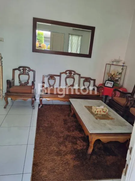 image RUMAH MEWAH,2 LANTAI, LUAS DAN SIAP HUNI DI CIPUTAT, TANGSEL (3)