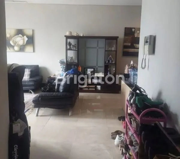 image APARTEMEN MEWAH DI JALAN GATOT SUBROTO (5)