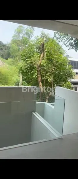 image RUMAH MEWAH 3 LANTAI VIEW VILLA DI SAKALA PUNCAK TIDAR MALANG (5)