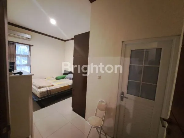 image DIJUAL CEPAT! RUMAH 2 LANTAI TERAWAT DI BUMI ADI PURA GEDEBAGE BANDUNG - SIAP HUNI DAN LOKASI STRATEGIS COCOK UNTUK KELUARGA ATAU INVESTASI (5)