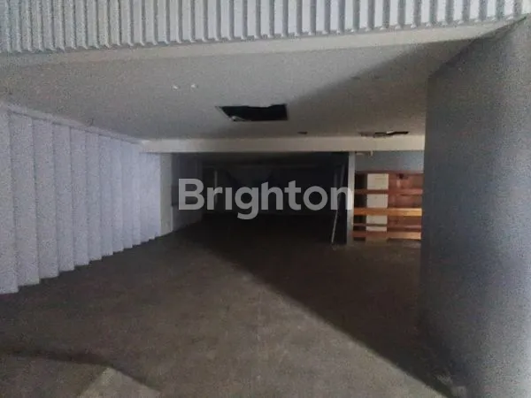 image GEDUNG 2 LANTAI DI KEBUN JERUK (6)