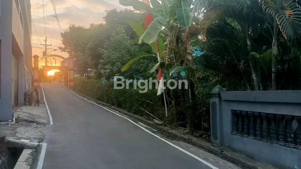 TANAH LUAS DAN PINGGIR JALAN MOJOSONGO KOTA SOLO COCOK DIBUAT HOTEL DLL