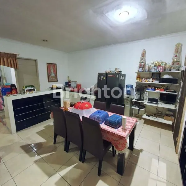 image RUMAH PURI 2 LT APIK TERAWAT (5)