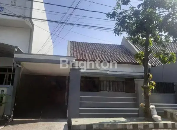 image RUMAH SIAP HUNI DEKAT UNIVERSITAS PETRA  KUTISARI (1)