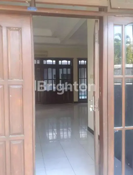 image RUMAH SIAP HUNI DEKAT UNIVERSITAS PETRA  KUTISARI (3)