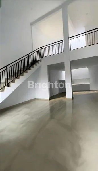 image RUMAH DIKALIDERES PERMAI,JAKARTA  BARAT (3)