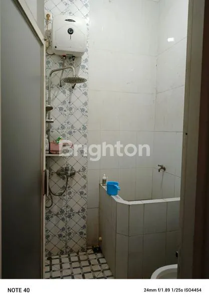 image DI JUAL RUMAH SIAP HUNI 2 LANTAI DI GKB GRESIK KOTA (4)