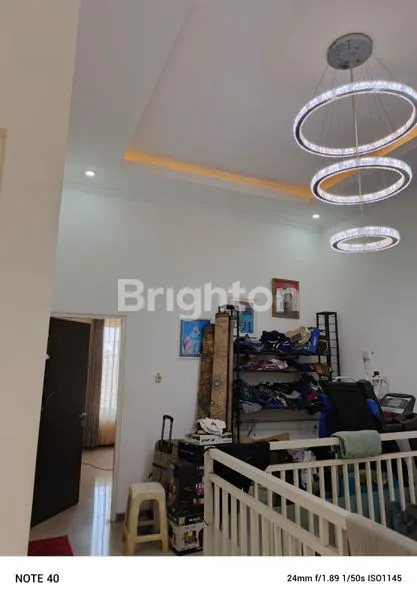 image DI JUAL RUMAH SIAP HUNI 2 LANTAI DI GKB GRESIK KOTA (5)