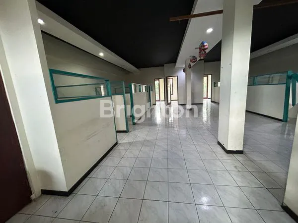 image RUKO EKS ASURANSI PUSAT PERKANTORAN DI RENON 3 LANTAI  (5)