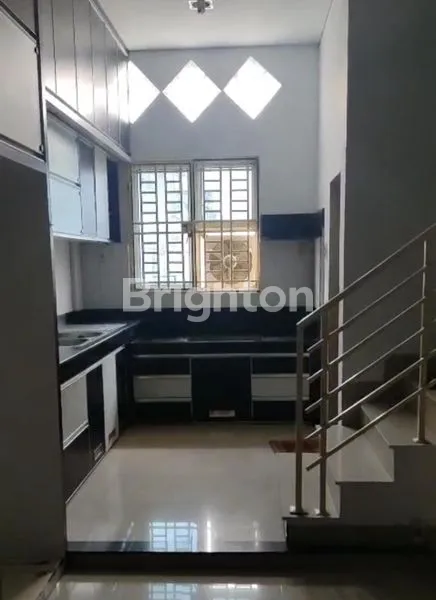 image RUKO 3 LANTAI FULL FURNISH STRATEGIS DEKAT UMSU & PASAR SUKARAMAI (3)