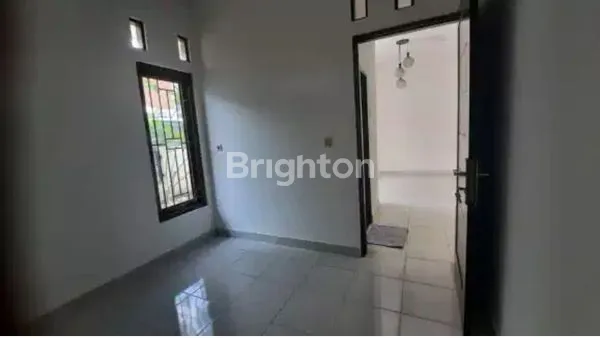 image RUMAH 2LANTAI DI PERBATASAN JAKARTA DAN BEKASI. (5)