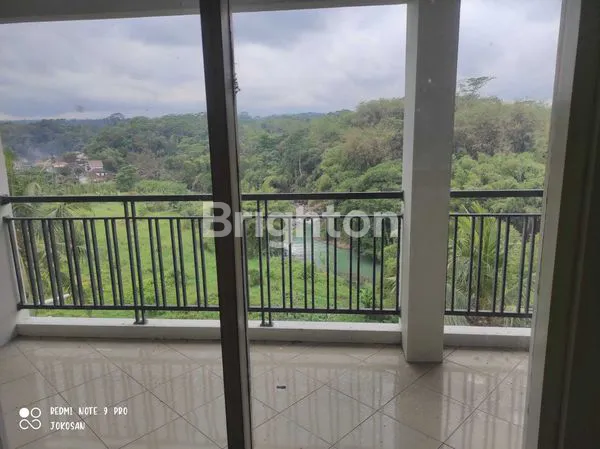 image RUKO 3 LANTAI PREMIUM DI JALAN SOEKARNO HATTA DEKAT FLYOVER CANGUK MAGELANG (7)