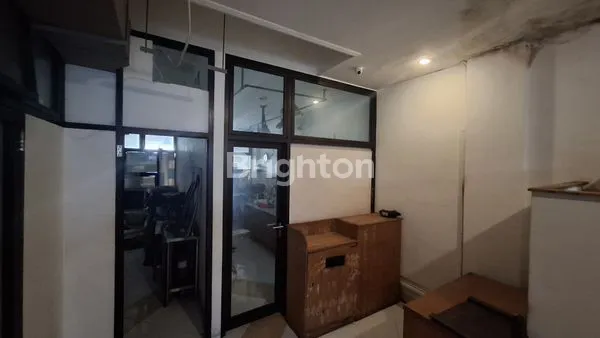 image RUKO STRATEGIS DI DEWI SRI  KUTA (4)