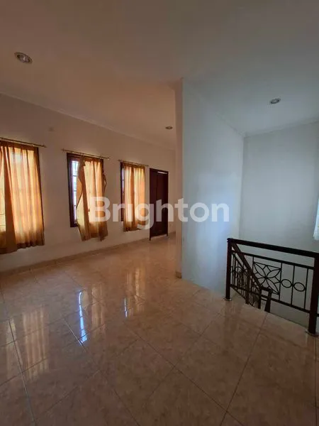 image RUMAH CANTIK DI BALIKPAPAN BARU  (7)