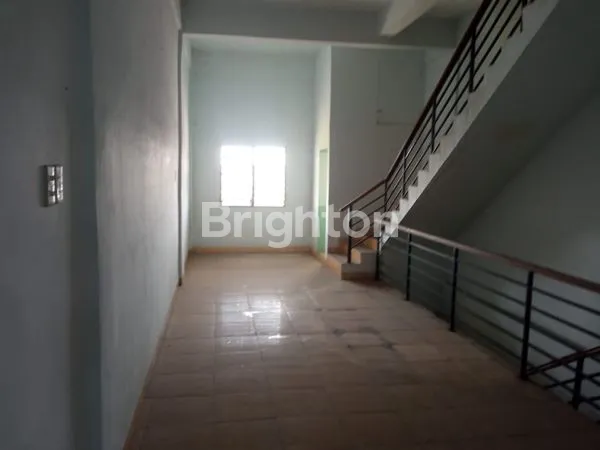 image RUKO 3 LANTAI PREMIUM DI RING ROAD TANJUNG SARI - LOKASI STRATEGIS (5)