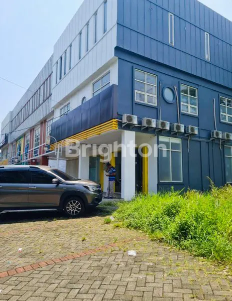 image RUKO 3 LANTAI JEJER 2 RUKO WOW SAWOJAJAR STRATEGIS (2)