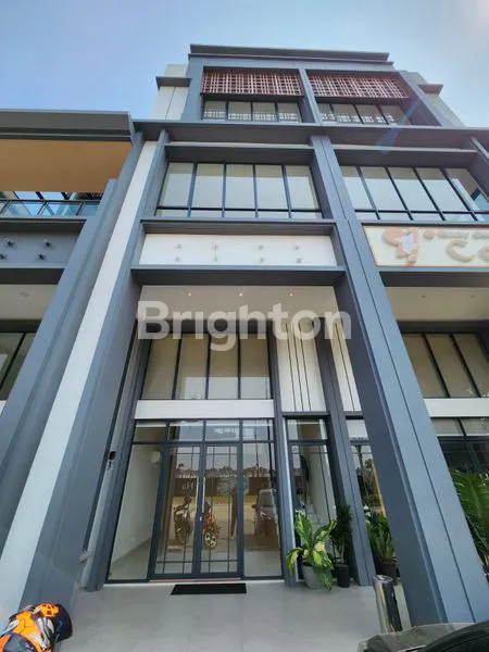 image RUKO STRATEGIS BUAT BERBISNIS DI GADING SERPONG, AREA YANG SEDANG TRAFFIC EKONOMI LAGI NAIK. (2)