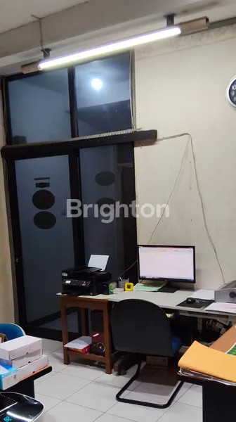 image RUKO 3,5 LANTAI DI TEMBOK DUKUH SURABAYA  (2)