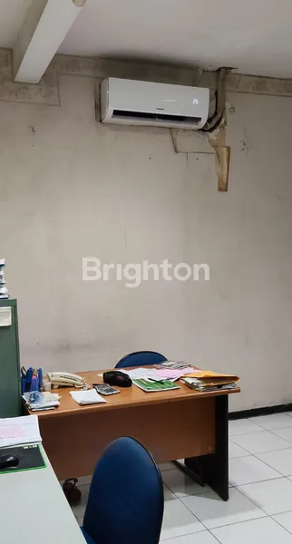 image RUKO 3,5 LANTAI DI TEMBOK DUKUH SURABAYA  (4)