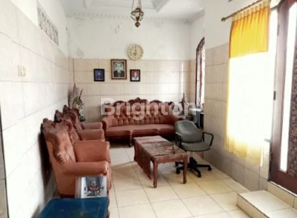 image RUMAH 3 LANTAI 5BR PERUMAHAN PATIH NAMBI UBUNG KAJA, DENPASAR UTARA, DENPASAR, BALI (2)