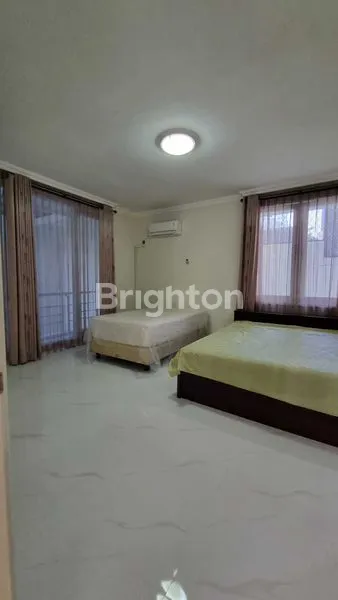 image RUMAH BAGUS 2 LANTAI RENOV SEMI FURNISHED (6)