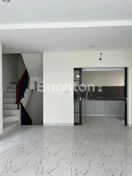 image RUMAH MEWAH  BERGAYA EROPA  LAVON 2 – TIPE H SERIES (MARGONITE), SINDANG JAYA, TANGERANG, BANTEN (1)