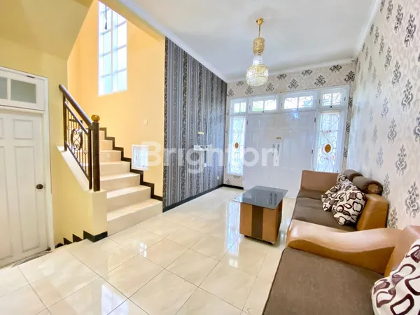 image RUMAH DI MUTIARA REGENCY SIDOARJO KOTA HARGA 1,4 M NEGO (2)