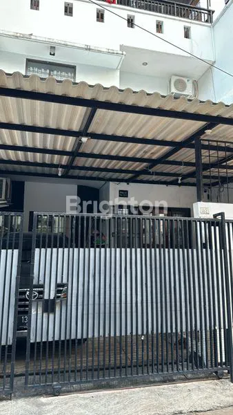 image RUMAH GRENVILLE JAKARTA BARAT (1)